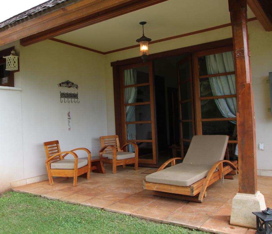 Bed and Breakfast Ho'Oilo House à Launiupoko Extérieur photo