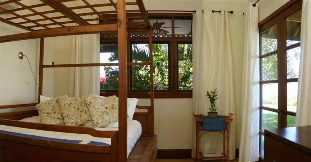 Bed and Breakfast Ho'Oilo House à Launiupoko Extérieur photo