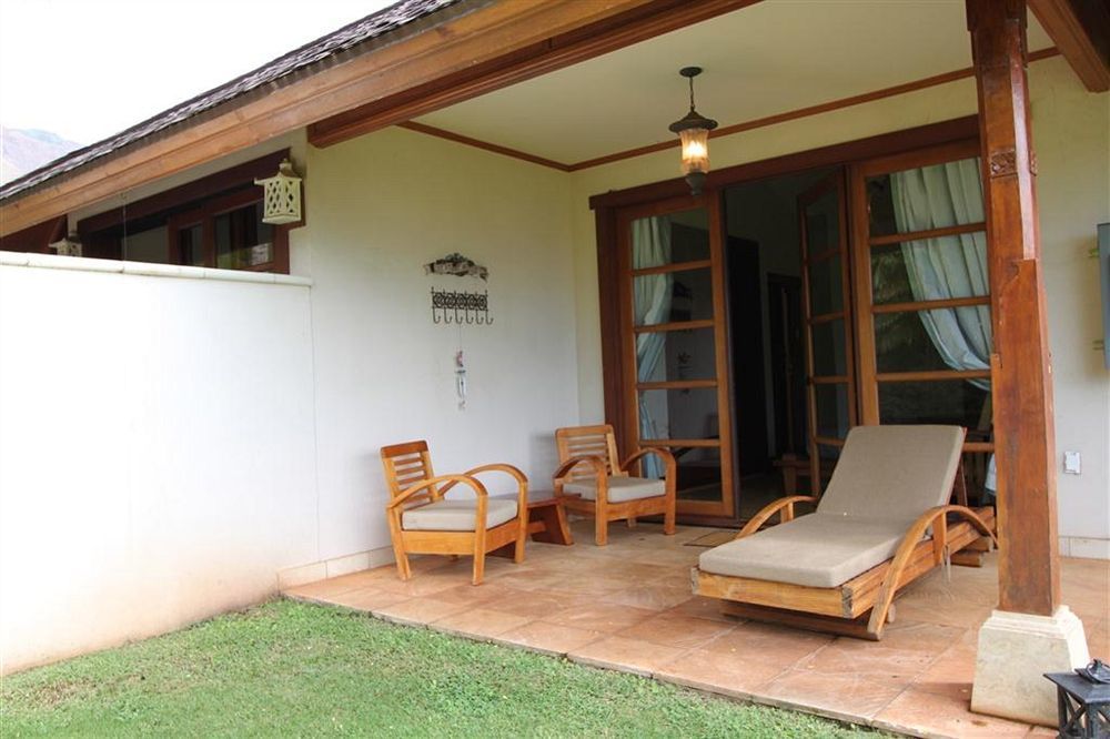 Bed and Breakfast Ho'Oilo House à Launiupoko Extérieur photo