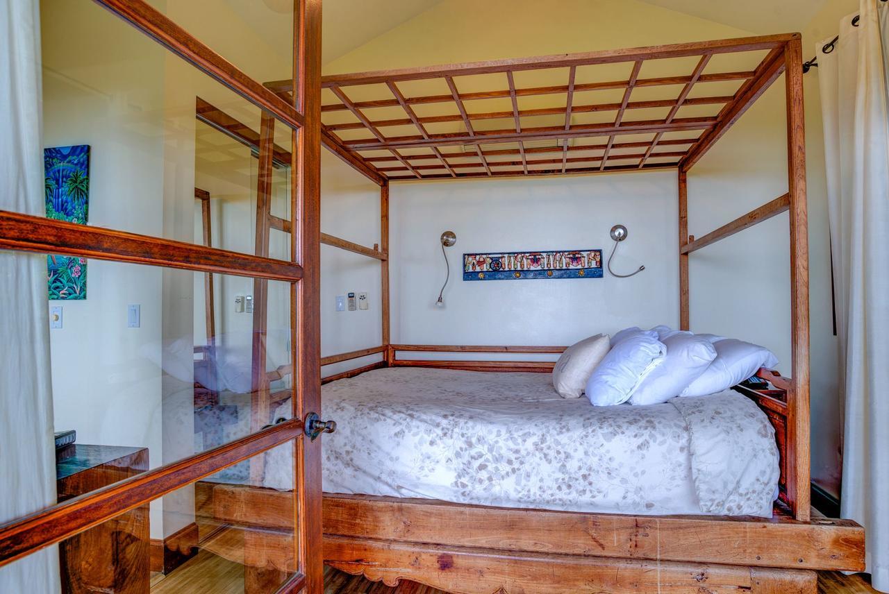 Bed and Breakfast Ho'Oilo House à Launiupoko Extérieur photo
